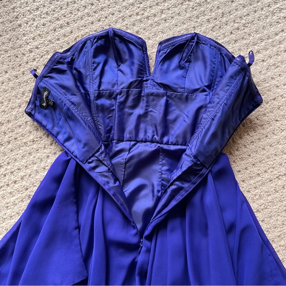 Blue / Indigo hi-low Le Chateau gown - Picture 11 of 16